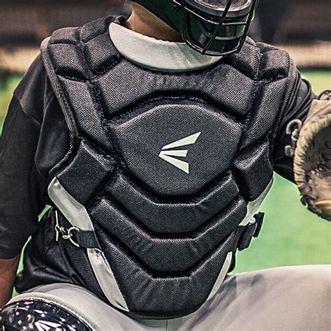 The Role of Easton Black Magic Series Catchers Gear in Catcher's Confidence and Mental Game